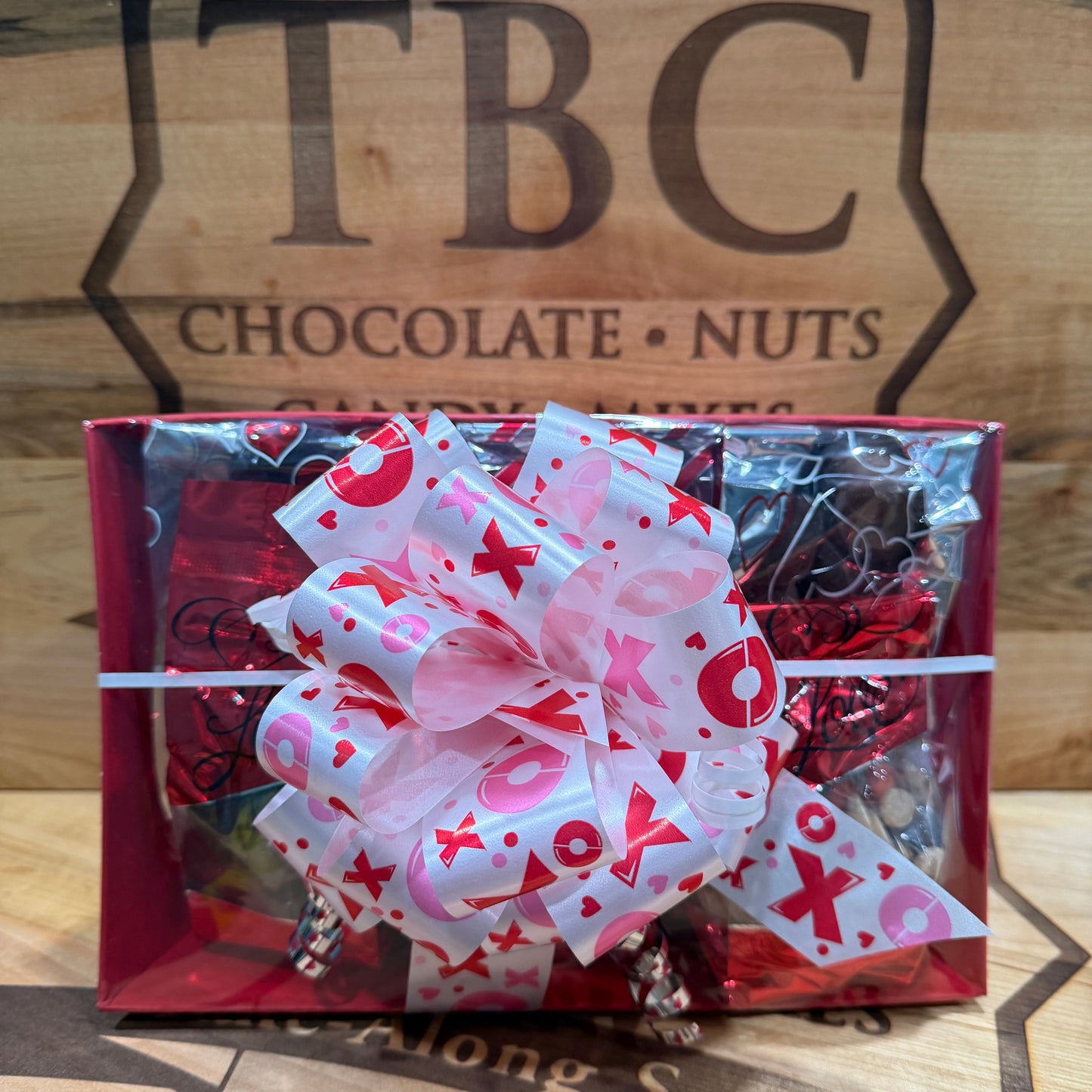 Cupid’s Candy Crush Basket